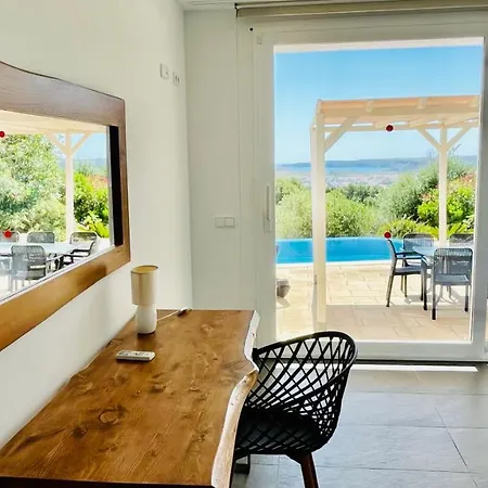 Tin Coves Noves * Punta Grossa