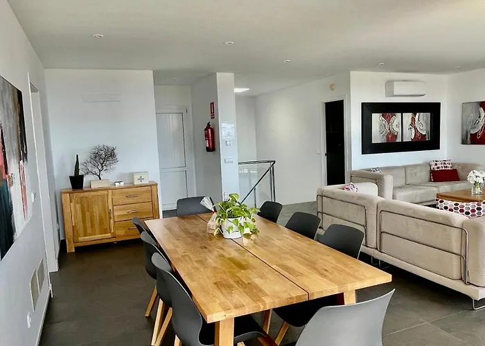 Tin Coves Noves Villa