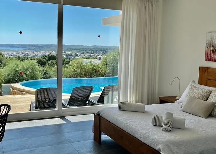 Vila Tin Coves Noves *