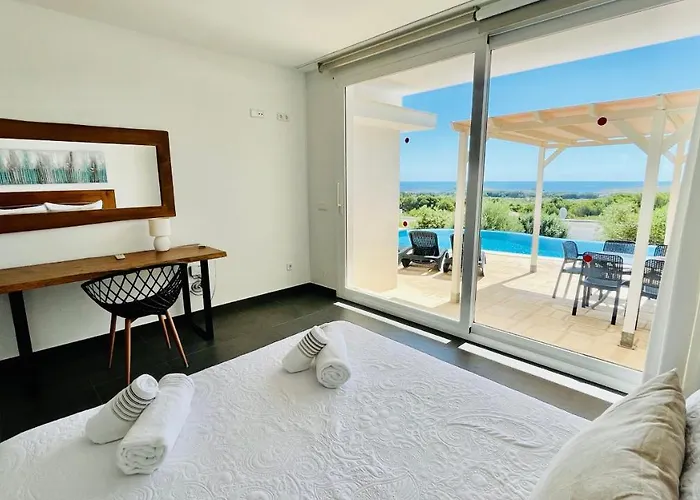 Vila Tin Coves Noves