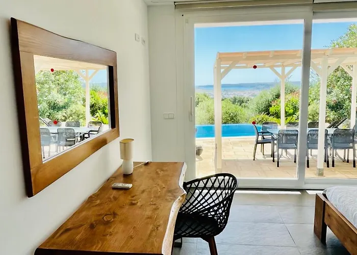 Tin Coves Noves * Punta Grossa