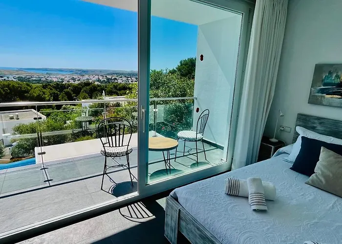 Tin Coves Noves Vila *