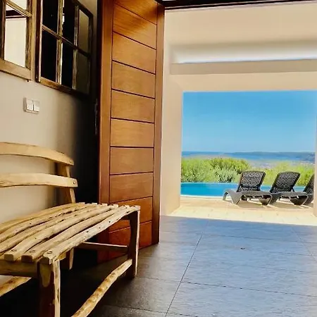 Tin Coves Noves * Punta Grossa